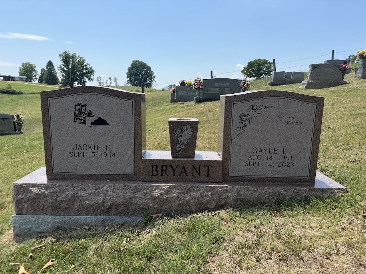 How Much Does a Headstone Cost in Kansas? A Straightforward Pricing Guide